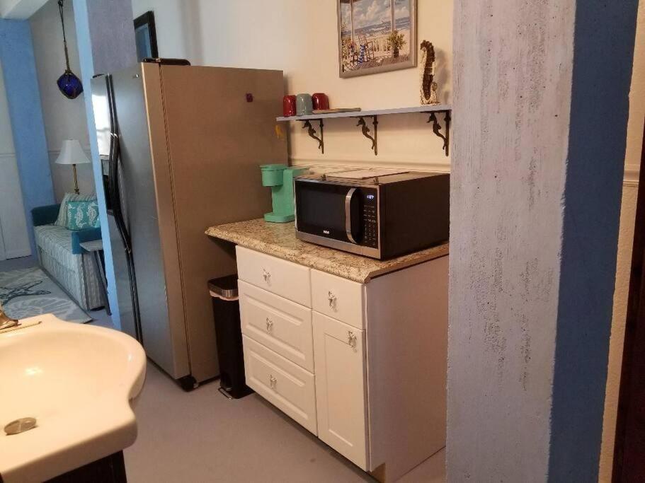 The Seahorse Apt - Lakeside And Close To The Beach Apartman Galveston Kültér fotó